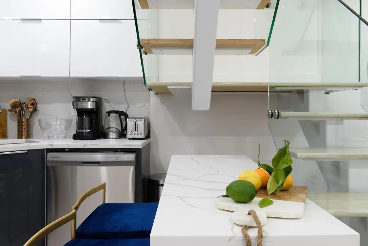 뉴욕 75-3A 3Br Duplex Prime Ues W&D In Unit Sleeps 6 아파트