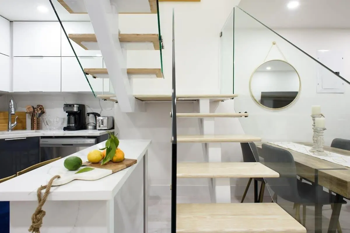 뉴욕 75-3A 3Br Duplex Prime Ues W&D In Unit Sleeps 6 아파트